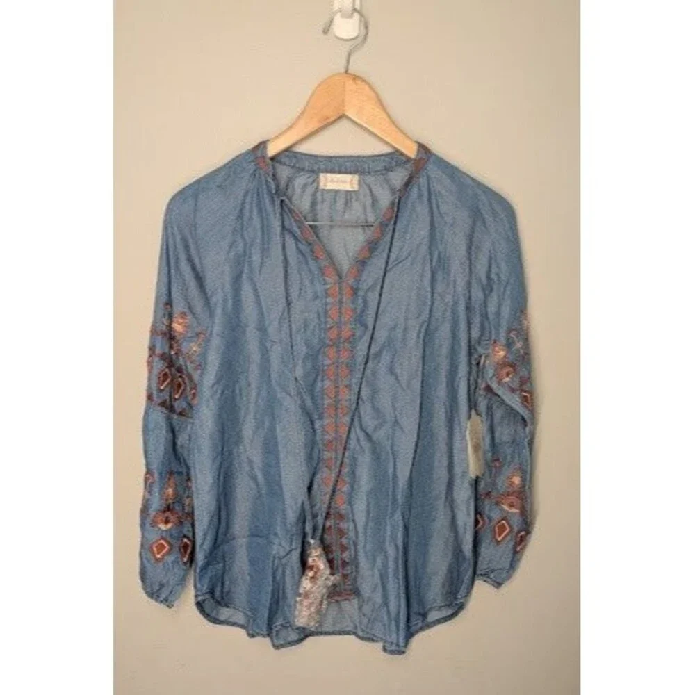 NWT Altar'd State Womens Small Blue Embroidered Boho Peasant Blouse Tassels